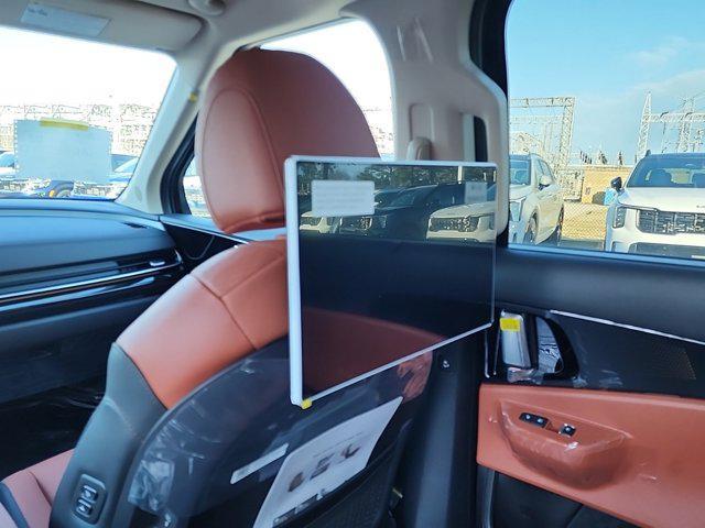 new 2025 Kia Carnival car, priced at $51,635
