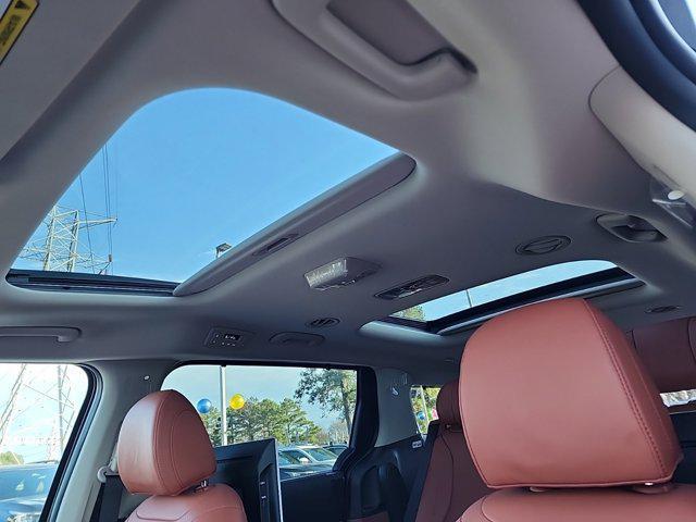 new 2025 Kia Carnival car, priced at $51,635