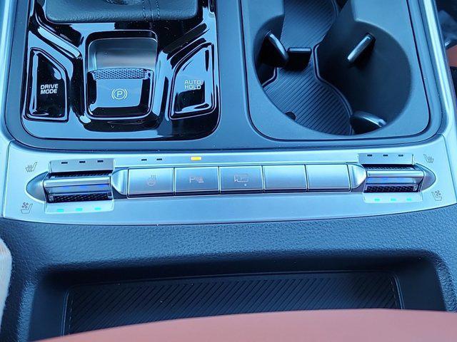 new 2025 Kia Carnival car, priced at $51,635