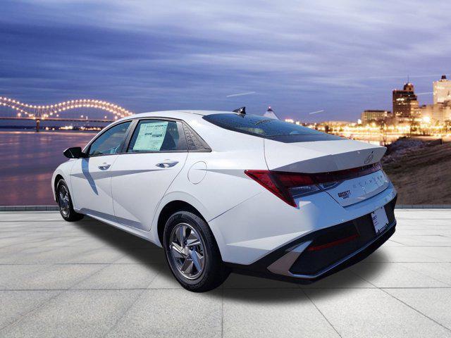 new 2025 Hyundai Elantra car, priced at $21,760