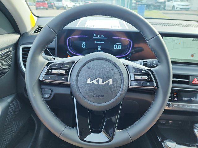 new 2025 Kia Seltos car, priced at $24,689