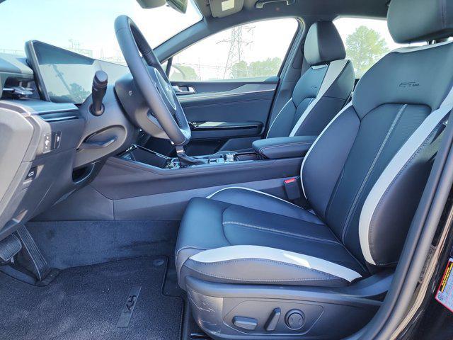 new 2025 Kia K5 car