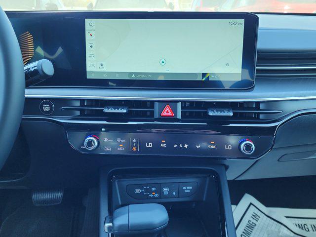 new 2025 Kia K5 car