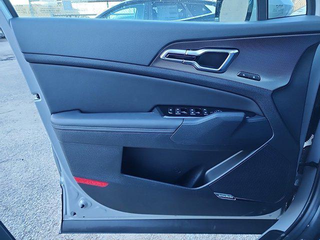 new 2025 Kia Sportage car, priced at $34,817