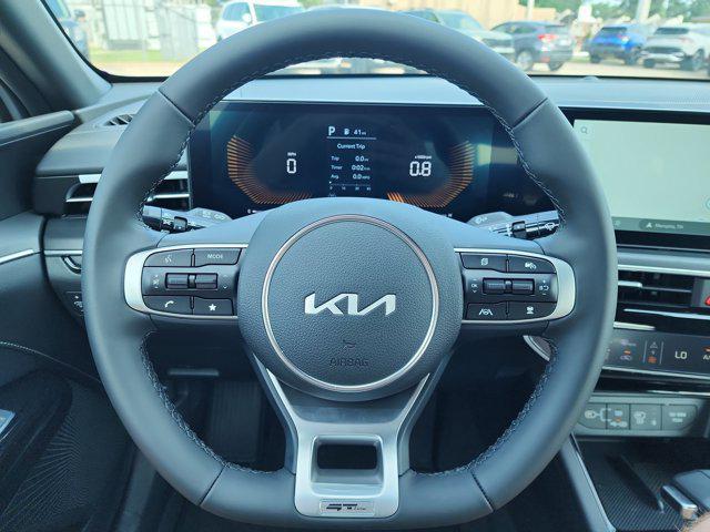 new 2025 Kia K5 car