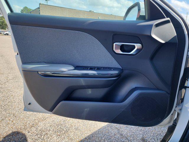 new 2025 Kia K4 car, priced at $23,548