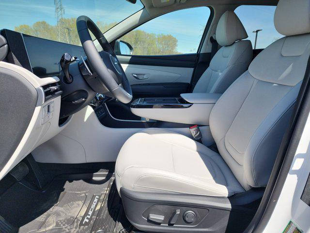 new 2025 Hyundai TUCSON Hybrid car, priced at $37,090