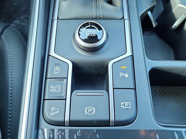 new 2025 Kia Sorento car, priced at $34,884