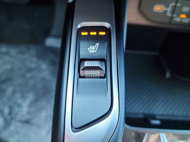 new 2025 Kia Sorento car, priced at $34,884