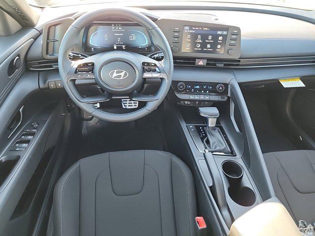 new 2025 Hyundai Elantra car