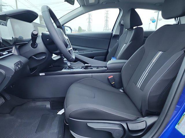 new 2025 Hyundai Elantra car