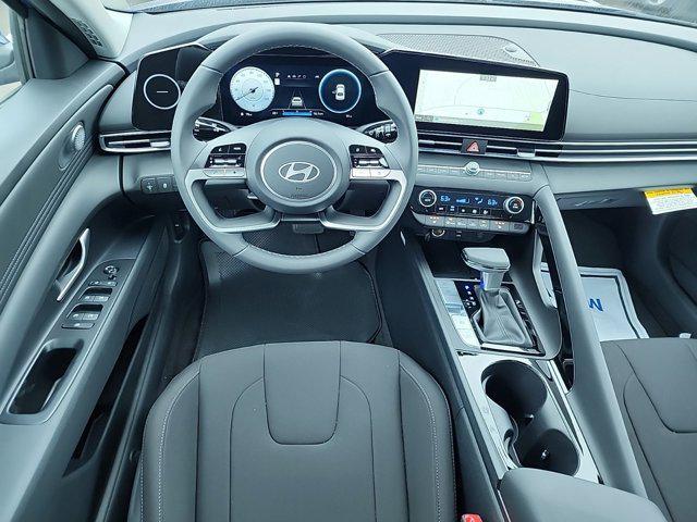 new 2025 Hyundai Elantra car