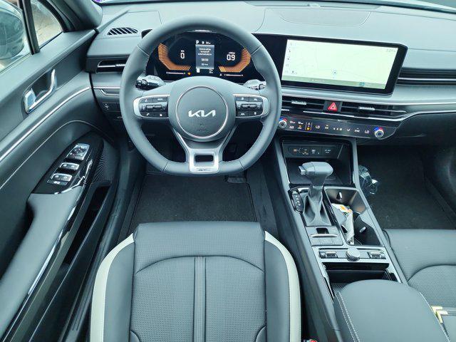 new 2025 Kia K5 car