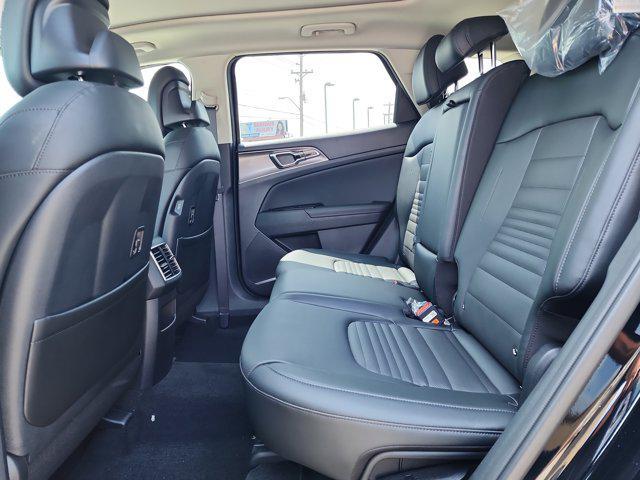 new 2025 Kia Sportage car, priced at $33,433