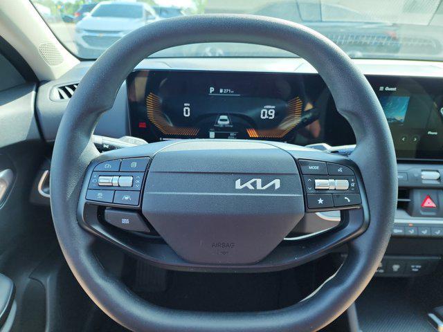 new 2025 Kia K4 car