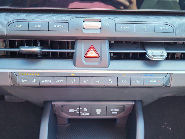 new 2025 Kia K4 car