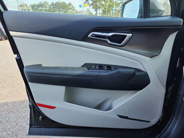 new 2025 Kia Sportage car, priced at $28,458