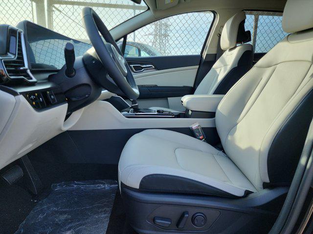 new 2025 Kia Sportage car, priced at $28,458
