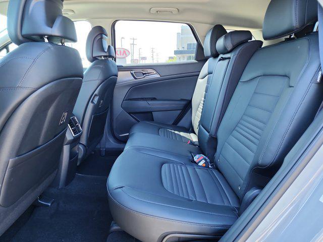 new 2025 Kia Sportage car, priced at $33,661