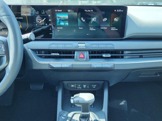 new 2025 Kia K4 car