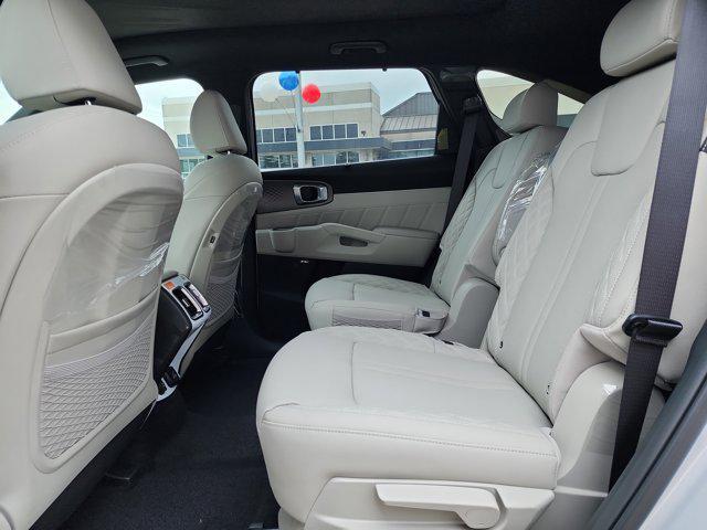 new 2025 Kia Sorento Hybrid car, priced at $43,442