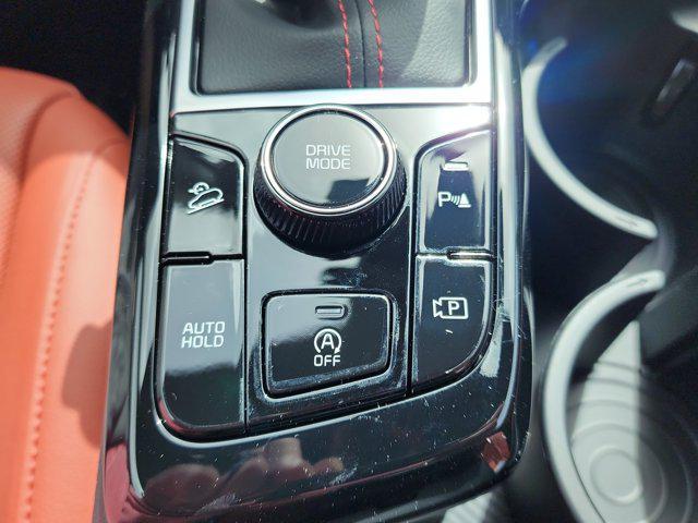 new 2025 Kia Sportage car, priced at $33,183