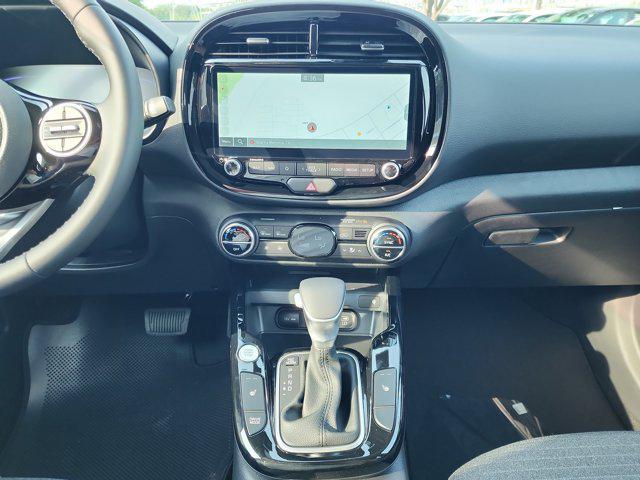 new 2025 Kia Soul car, priced at $25,198