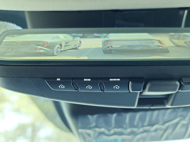 new 2025 Kia Carnival car, priced at $51,635