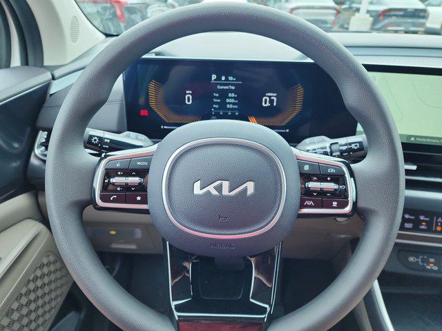 new 2025 Kia Carnival car, priced at $38,730