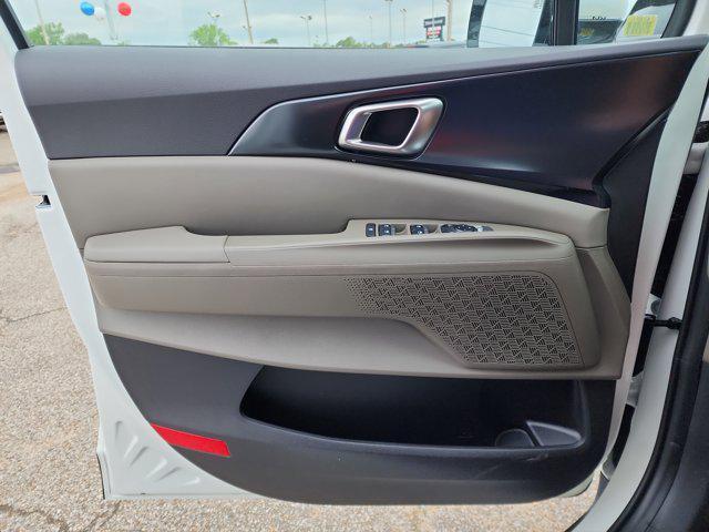 new 2025 Kia Carnival car, priced at $38,730