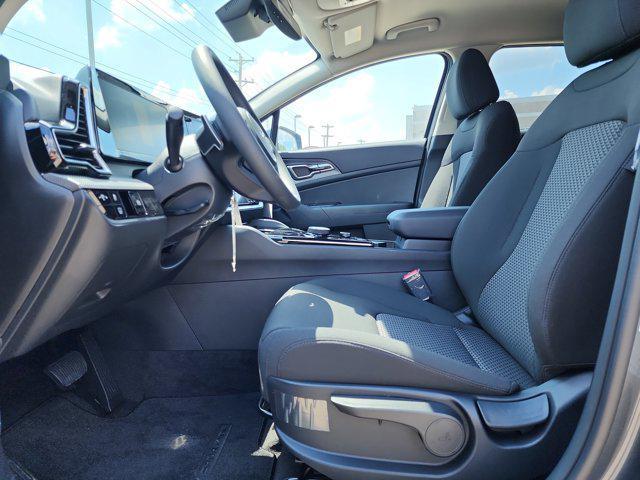 new 2025 Kia Sportage Hybrid car