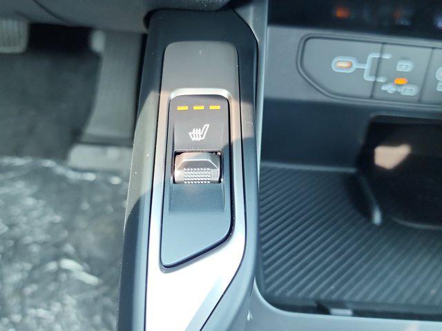 new 2025 Kia Sorento car, priced at $34,581