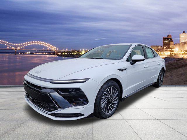 new 2025 Hyundai Sonata Hybrid car, priced at $31,680