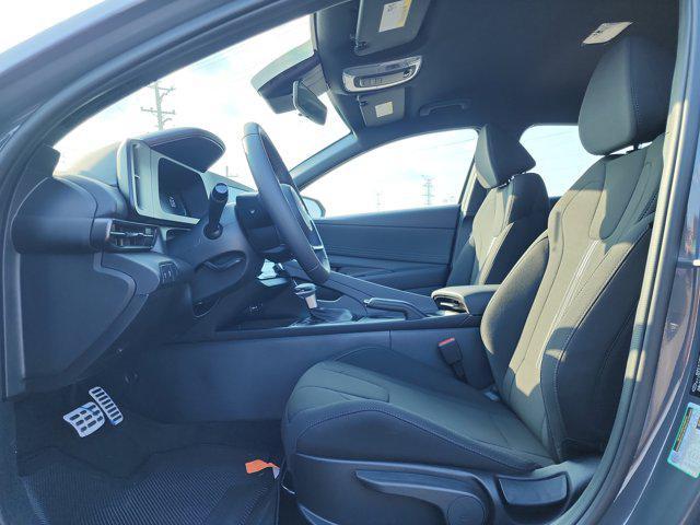 new 2025 Hyundai Elantra car