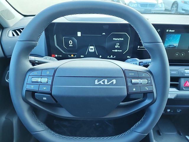 new 2025 Kia K4 car, priced at $23,298