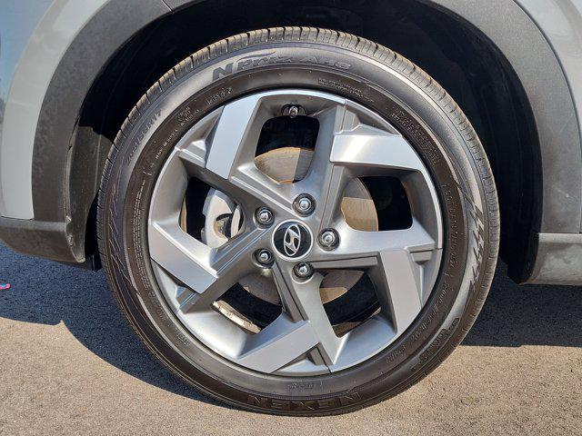 used 2022 Hyundai Venue car, priced at $18,995
