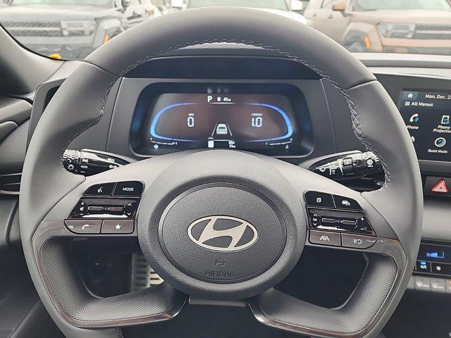 new 2025 Hyundai Elantra car