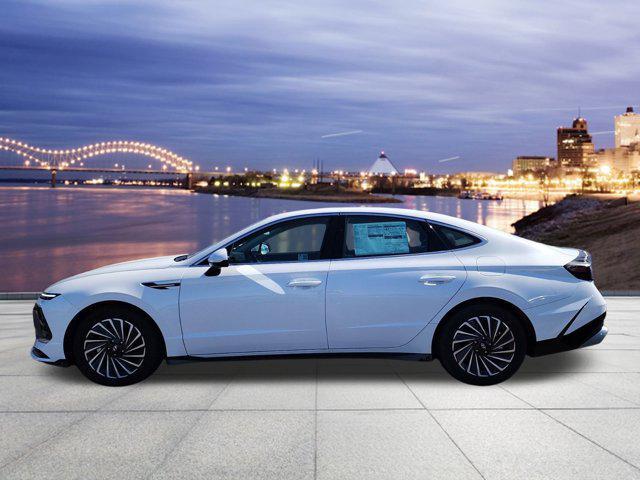 new 2024 Hyundai Sonata Hybrid car, priced at $29,015