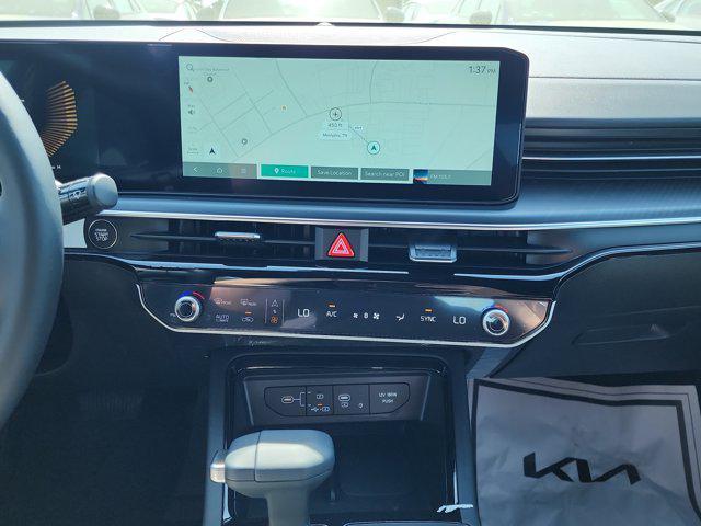 new 2025 Kia K5 car, priced at $27,958