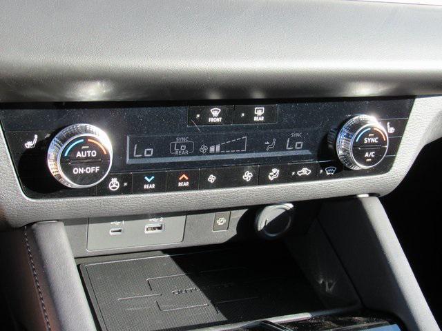 new 2025 Mitsubishi Outlander PHEV car, priced at $41,245