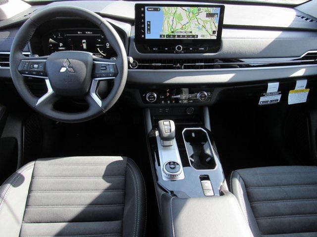 new 2025 Mitsubishi Outlander car, priced at $29,345