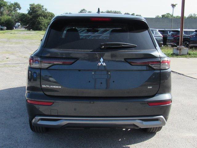 new 2025 Mitsubishi Outlander car, priced at $29,345