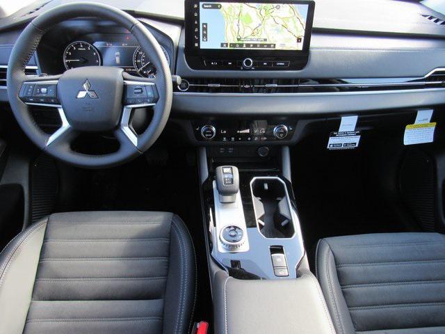 new 2025 Mitsubishi Outlander car, priced at $25,785