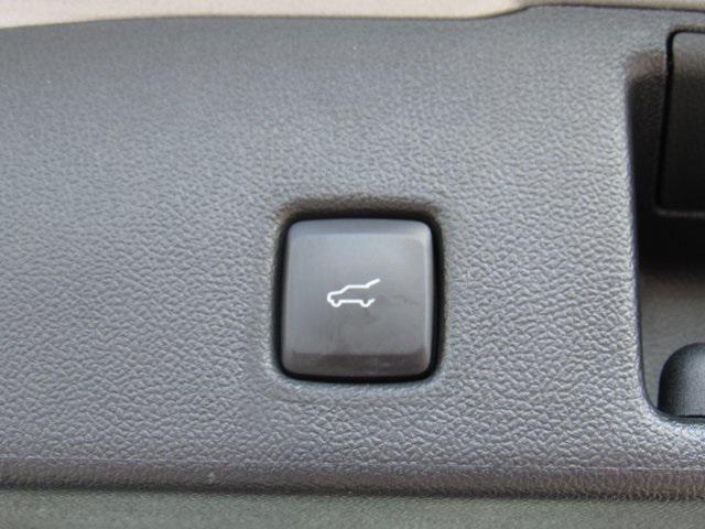 used 2022 Ford Escape car, priced at $17,273