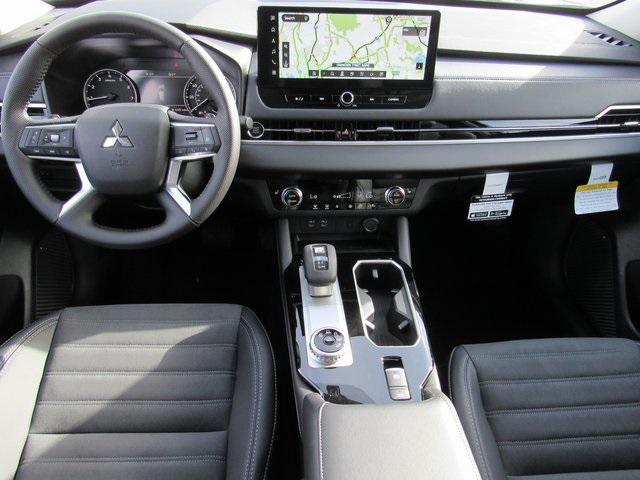 new 2025 Mitsubishi Outlander car, priced at $26,255