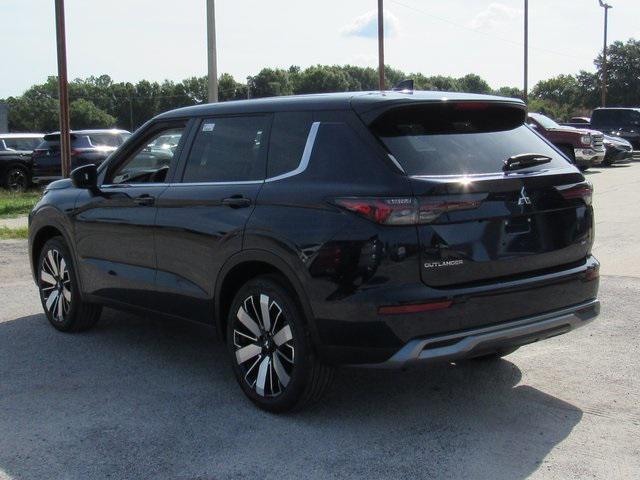 new 2025 Mitsubishi Outlander car, priced at $26,105