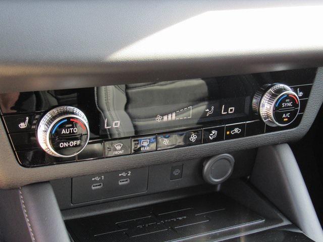 new 2025 Mitsubishi Outlander car, priced at $26,700