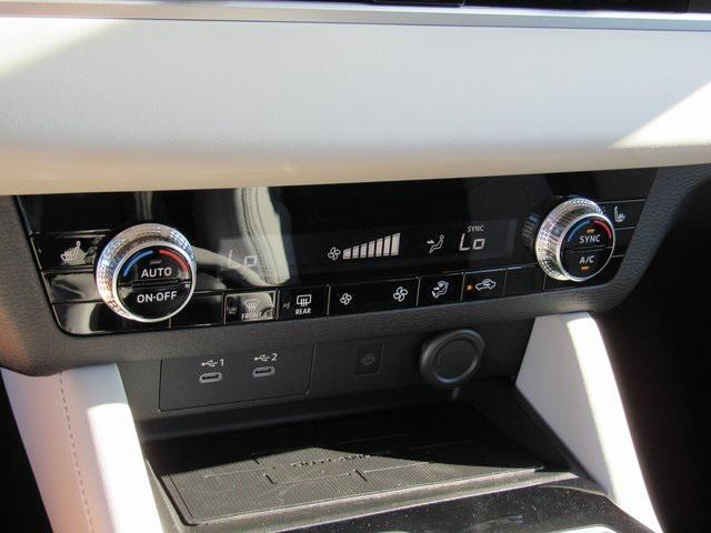 new 2025 Mitsubishi Outlander car, priced at $31,200