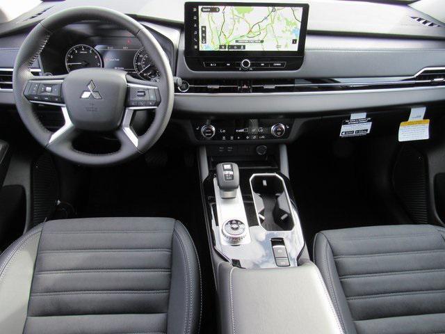 new 2025 Mitsubishi Outlander car, priced at $27,090