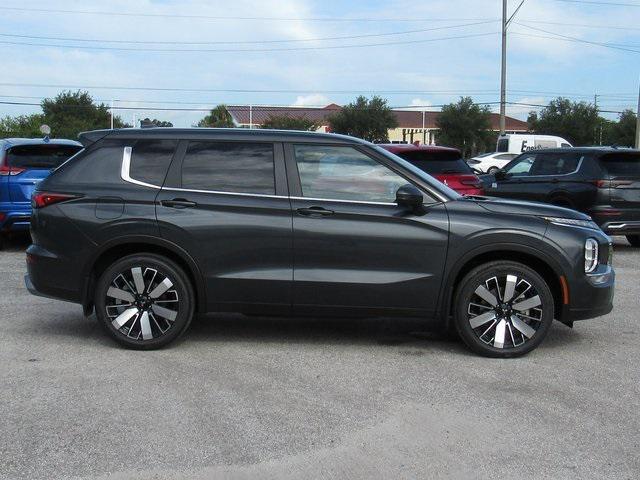 new 2025 Mitsubishi Outlander car, priced at $26,255